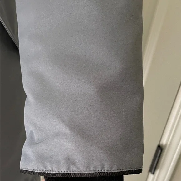 Canada Goose women’s parka size XS